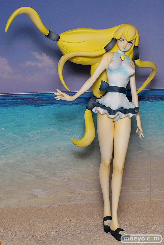 ｷｬﾗﾎﾋﾞのon the beachのガンダム美少女水着フィギュア展示の様子05