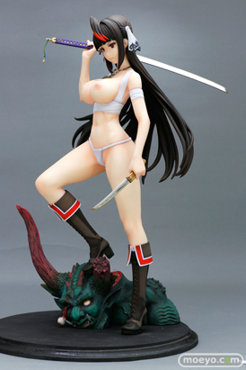 ドラゴントイの『鬼を狩る者』神威那(カムナ)の新作フィギュア彩色サンプルキャストオフおっぱい画像02