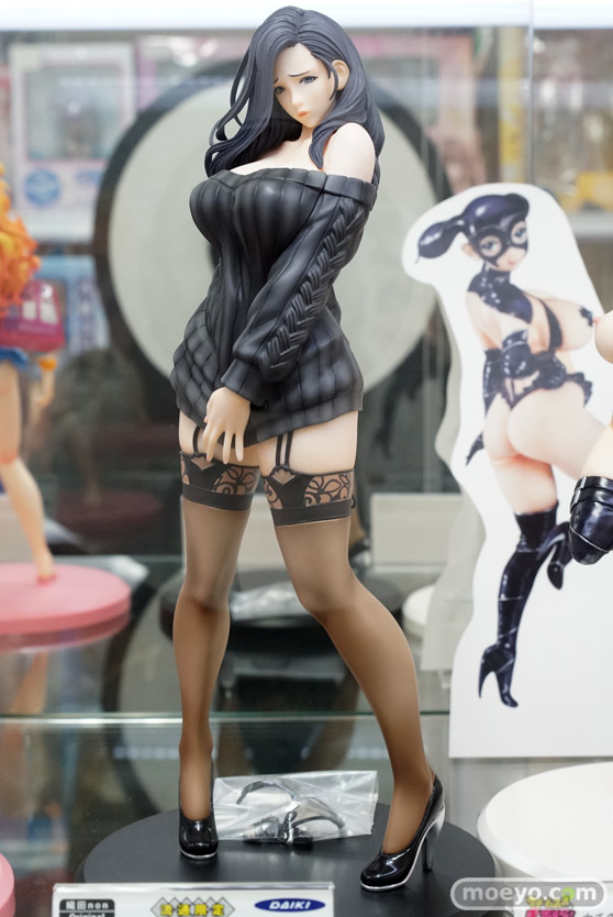 秋葉原の新作フィギュア展示の様子26