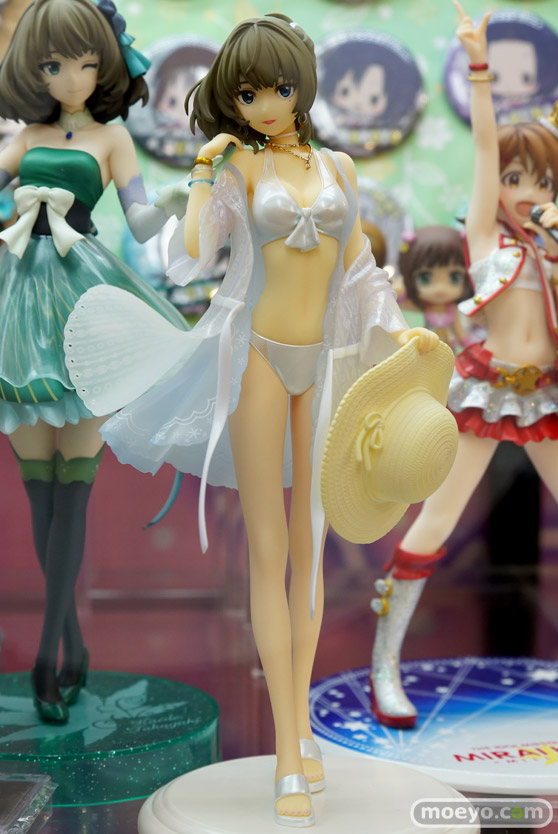 秋葉原の新作フィギュア展示の様子31