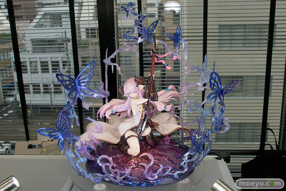 ブロッコリーのグランブルーファンタジー 「ナルメア」の新作フィギュア彩色サンプル撮り下ろし画像01