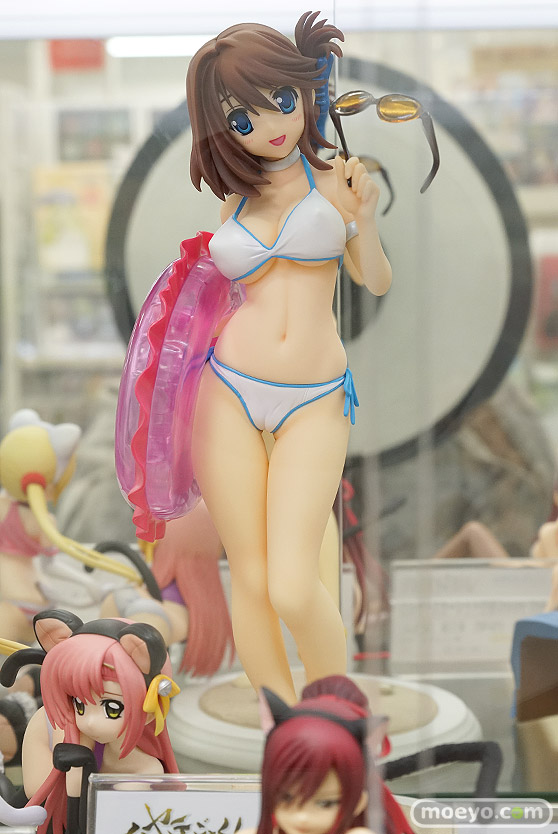 秋葉原の新作フィギュア展示の様子09