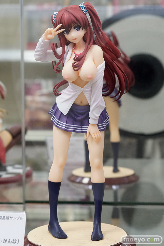 秋葉原の新作フィギュア展示の様子25