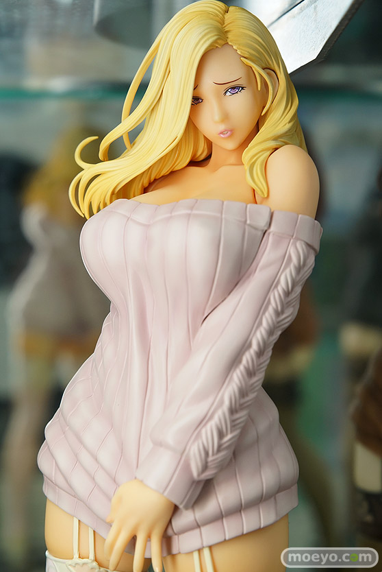 秋葉原の新作フィギュア展示の様子28