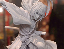 マックスファクトリー新作フィギュア「るろうに剣心 緋村剣心」監修中原型が展示！