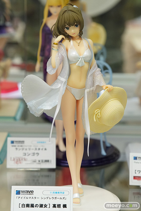 秋葉原の新作フィギュア展示の様子03