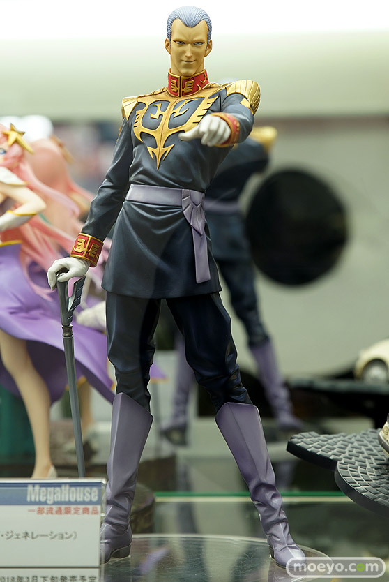 秋葉原の新作フィギュア展示の様子28