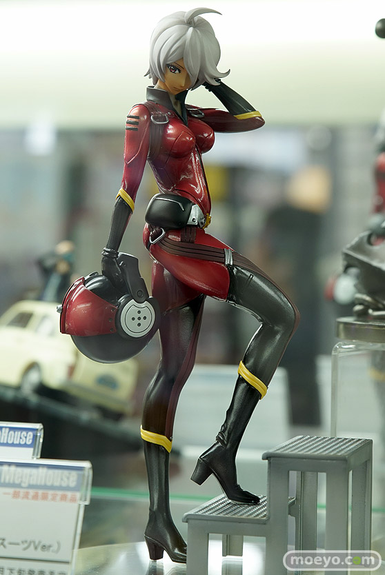 秋葉原の新作フィギュア展示の様子30