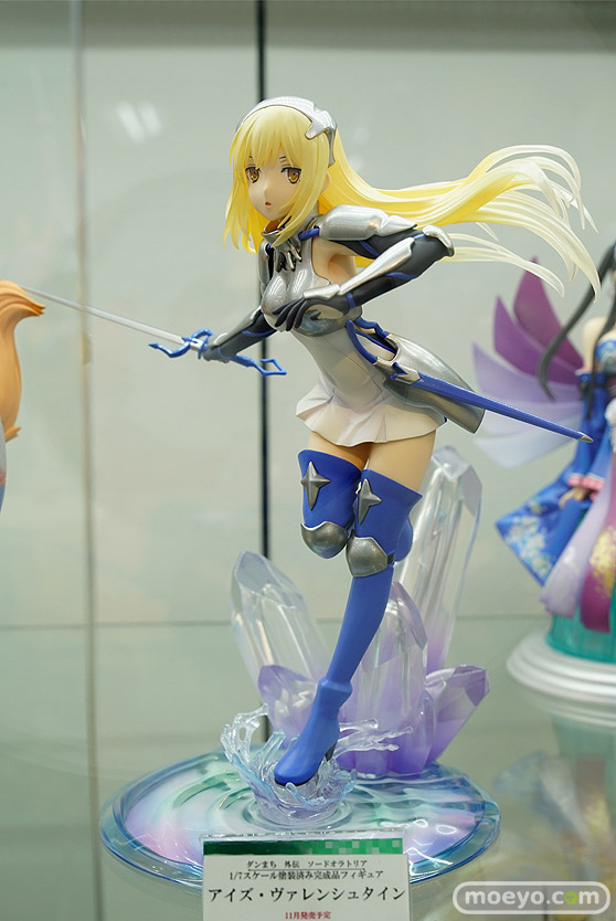 秋葉原の新作フィギュア展示の様子23