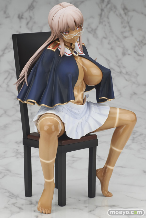 ドラゴントイの神曲のグリモワール 美夜=リンドブルーム 麻袋破れver.の新作フィギュア彩色サンプル画像02