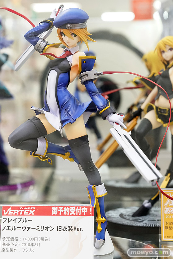 秋葉原の新作フィギュア展示の様子　あみあみ秋葉原ラジオ会館店　アキバ☆ソフマップ1号店06