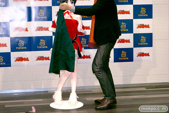 ふたりエッチ 優良さん等身大フィギュアお披露目会 会場の様子02