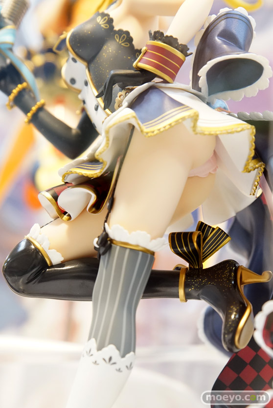 秋葉原での新作フィギュア展示の様子16