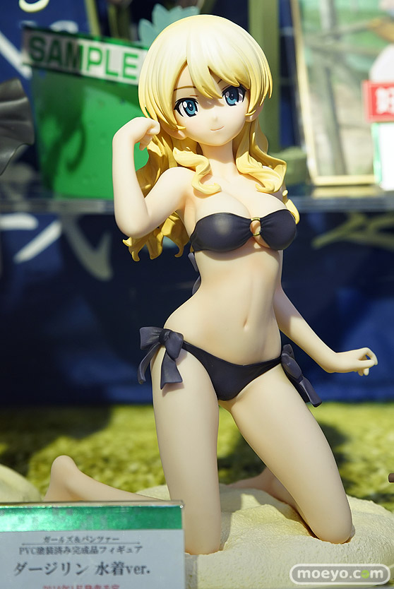 秋葉原での新作フィギュア展示の様子20