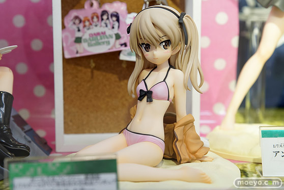 秋葉原での新作フィギュア展示の様子22