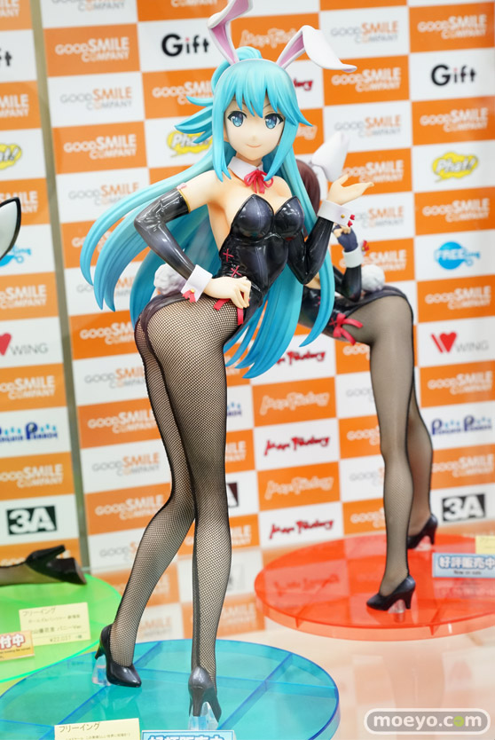 秋葉原での新作フィギュア展示の様子31