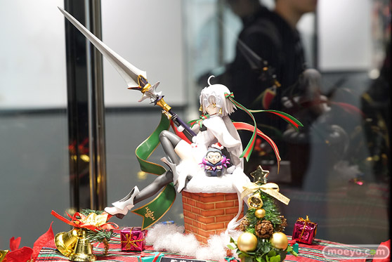 グッドスマイルカンパニーのFate/Grand Order ランサー/ジャンヌ・ダルク・オルタ・サンタ・リリィの新作フィギュア彩色サンプル撮りおろし画像04