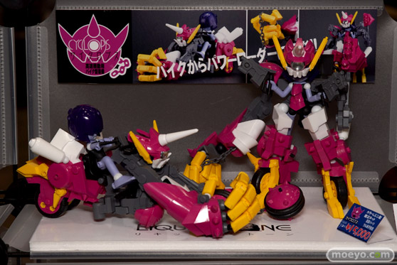 画像　サンプル　レビュー　フィギュア　【トレジャーフェスタin有明18】　リキッドストーン 卓球模型 鉄虎竜 01