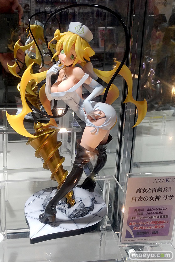 秋葉原の新作フィギュア展示の様子07