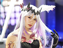 【TGS2017】豪華絢爛！各ブースを華やかに彩った「コンパニオン」特集 04