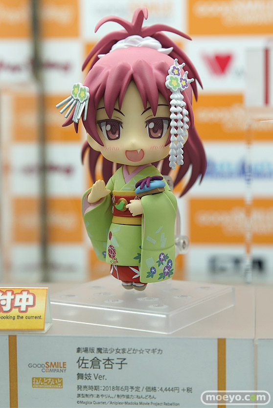 秋葉原新作フィギュア展示の様子05