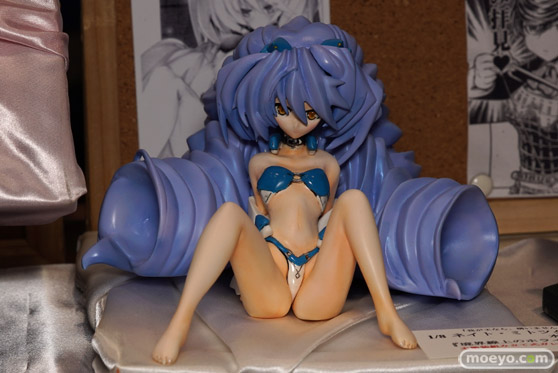 画像　サンプル　レビュー　フィギュア　【トレジャーフェスタin有明18】　OM規格 QEeeeeN 甘いみつの部屋 03