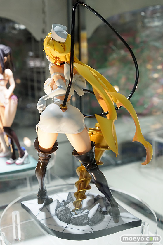 ホビージャパンの魔女と百騎兵2 白衣の女神 リサの新作フィギュア彩色サンプル展示画像04