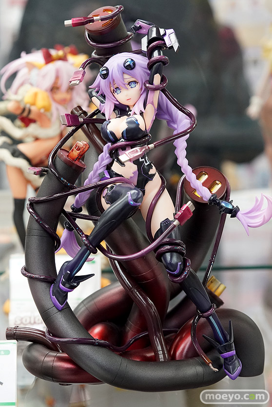 秋葉原の新作フィギュア展示の様子40