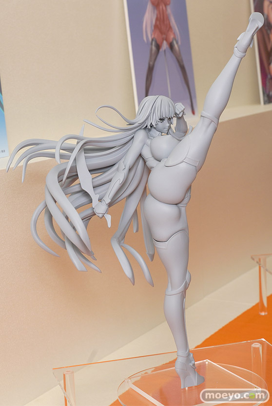 ロケットボーイの我が家の対魔忍リリアナさんの新作フィギュア原型画像02