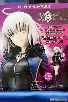 秋葉原の新作フィギュア展示の様子20