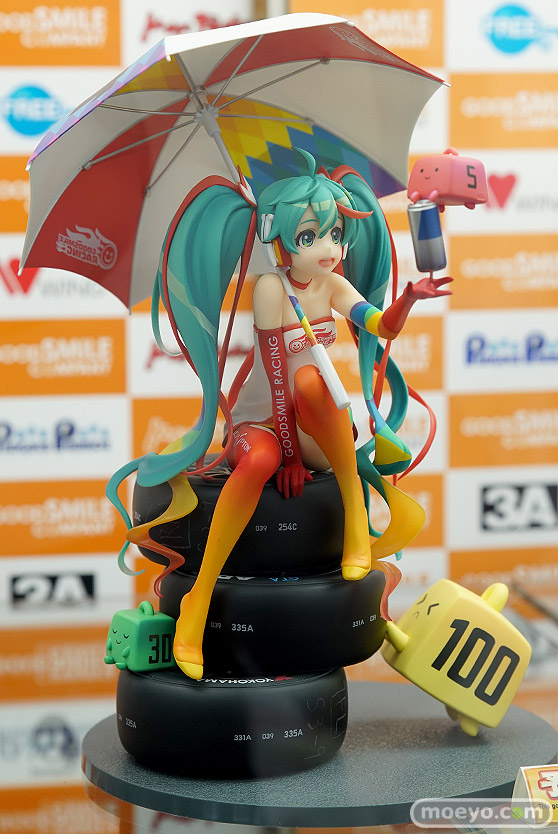 秋葉原の新作フィギュア展示の様子24