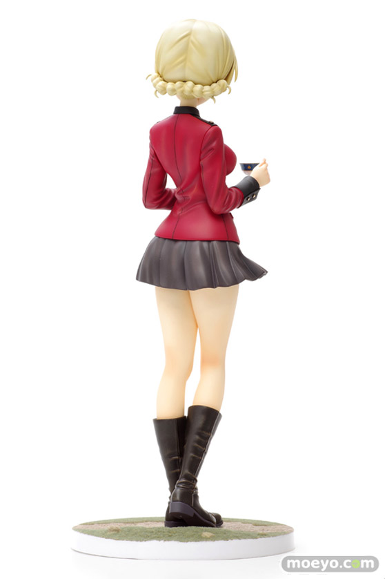 ウェーブのドリームテック ガールズ&パンツァー 劇場版 ダージリン パンツァージャケットVer.の新作フィギュア彩色サンプル画像04