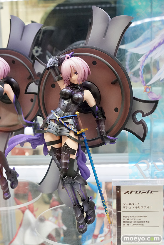 秋葉原の新作フィギュア展示の様子08