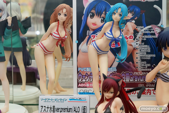 秋葉原の新作フィギュア展示の様子09