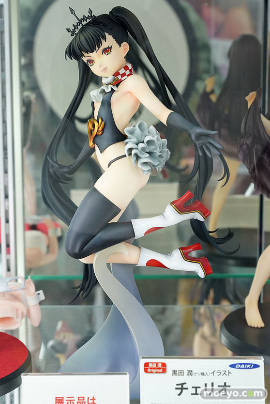 秋葉原の新作フィギュア展示の様子31