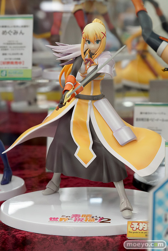 秋葉原の新作フィギュア展示の様子27