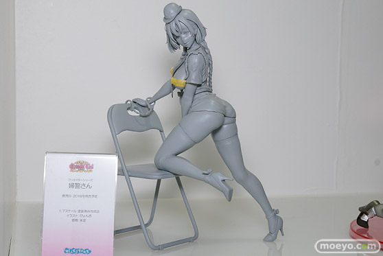 クイーンテッドのクリエイターシリーズ 婦警さんの新作アダルトフィギュア原型画像01