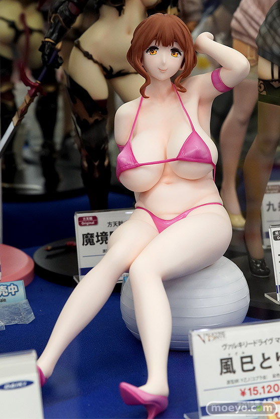 秋葉原の新作フィギュア展示の様子39