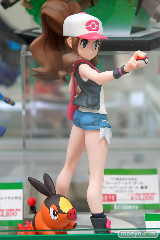 秋葉原の新作フィギュア展示の様子05