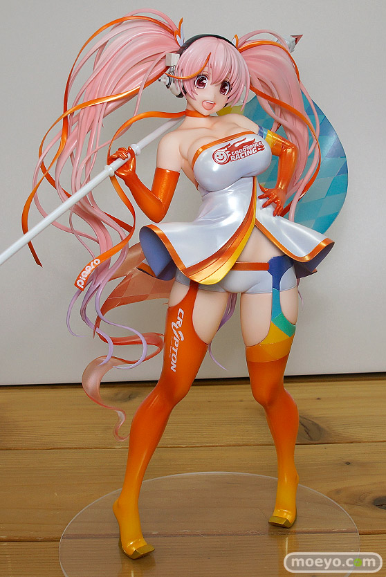 マックスファクトリーの初音ミク GTプロジェクト すーぱーそに子 レーシングVer. 2016の新作フィギュア彩色サンプル撮りおろし画像02