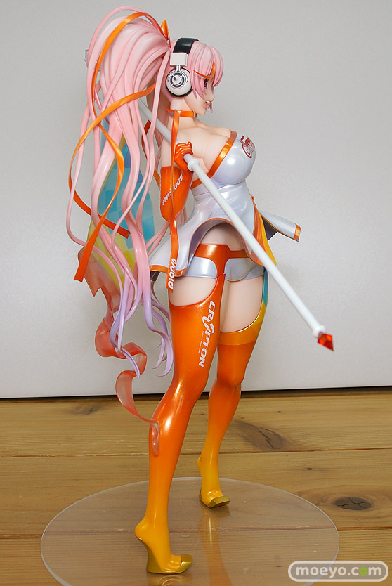 マックスファクトリーの初音ミク GTプロジェクト すーぱーそに子 レーシングVer. 2016の新作フィギュア彩色サンプル撮りおろし画像04