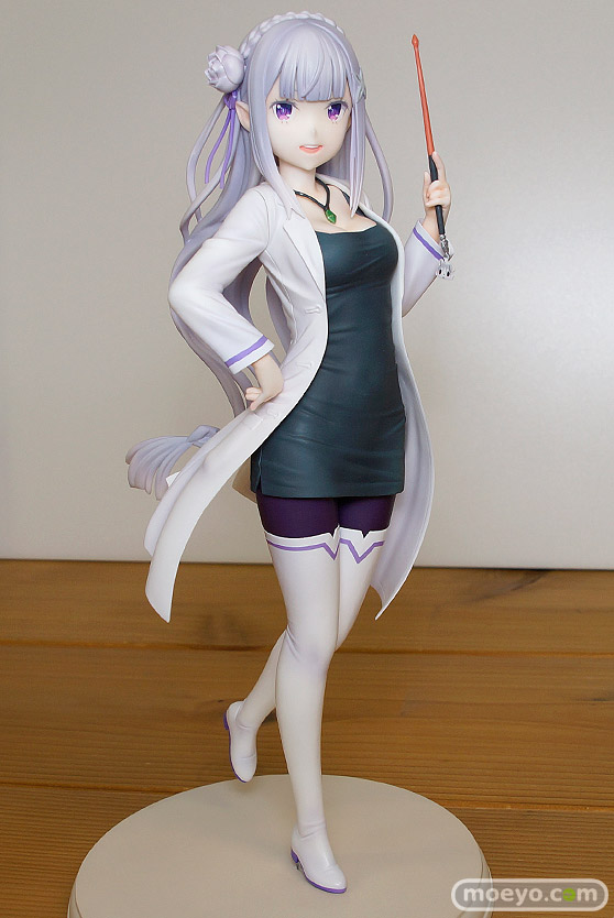 KADOKAWAのRe:ゼロから始める異世界生活 エミリア 教師Ver.の新作フィギュア彩色サンプル画像01