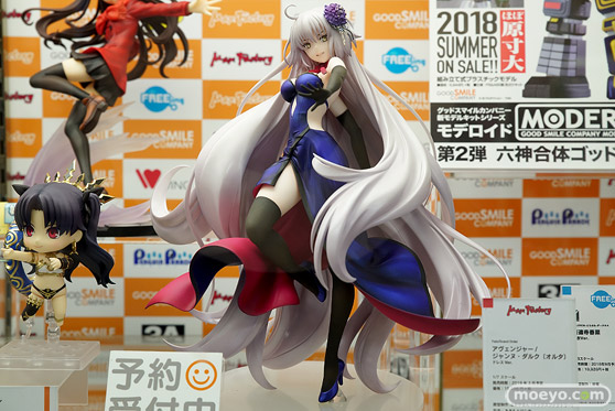 秋葉原の新作フィギュア展示の様子14