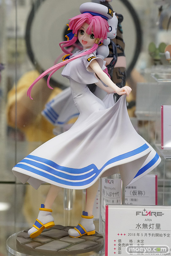 秋葉原の新作フィギュア展示の様子05