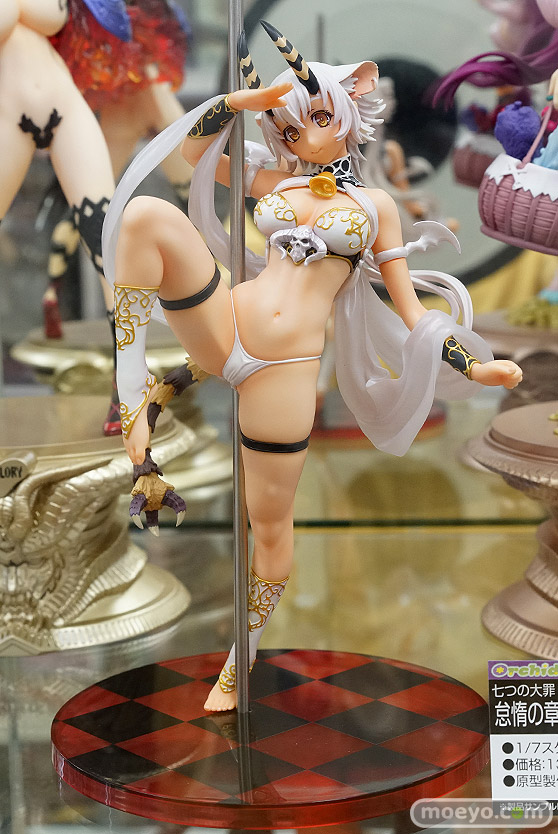 秋葉原の新作フィギュア展示の様子20