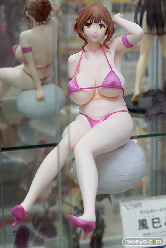 秋葉原の新作フィギュア展示の様子23