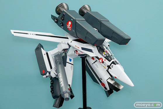 マックスファクトリーのPLAMAX MF-25 minimum factory VF-1 スーパー/ストライク ガウォーク バルキリーの新作プラモデル彩色サンプル画像03