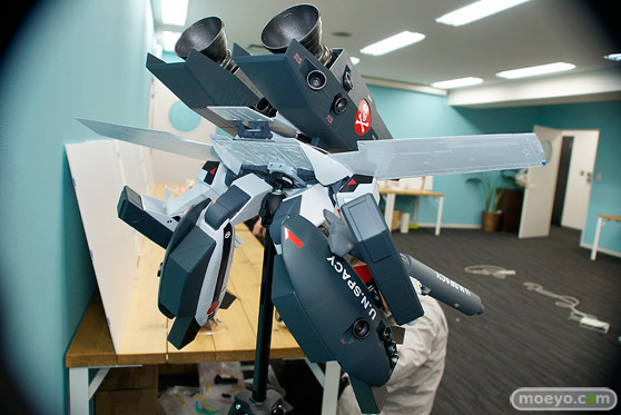 マックスファクトリーのPLAMAX MF-25 minimum factory VF-1 スーパー/ストライク ガウォーク バルキリーの新作プラモデル彩色サンプル画像04