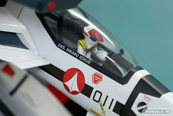 マックスファクトリーのPLAMAX MF-25 minimum factory VF-1 スーパー/ストライク ガウォーク バルキリーの新作プラモデル彩色サンプル画像08