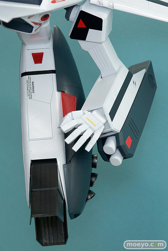 マックスファクトリーのPLAMAX MF-25 minimum factory VF-1 スーパー/ストライク ガウォーク バルキリーの新作プラモデル彩色サンプル画像12